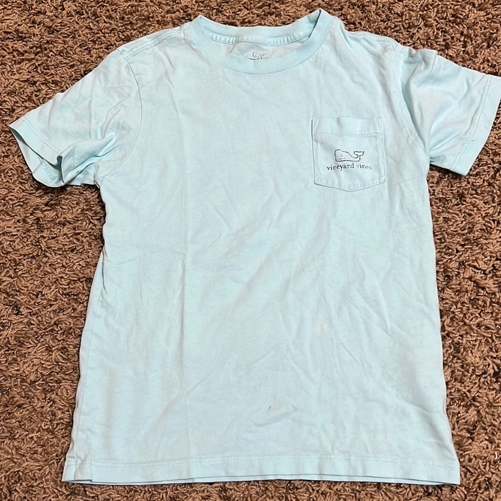 Vineyard Vines t-shirt